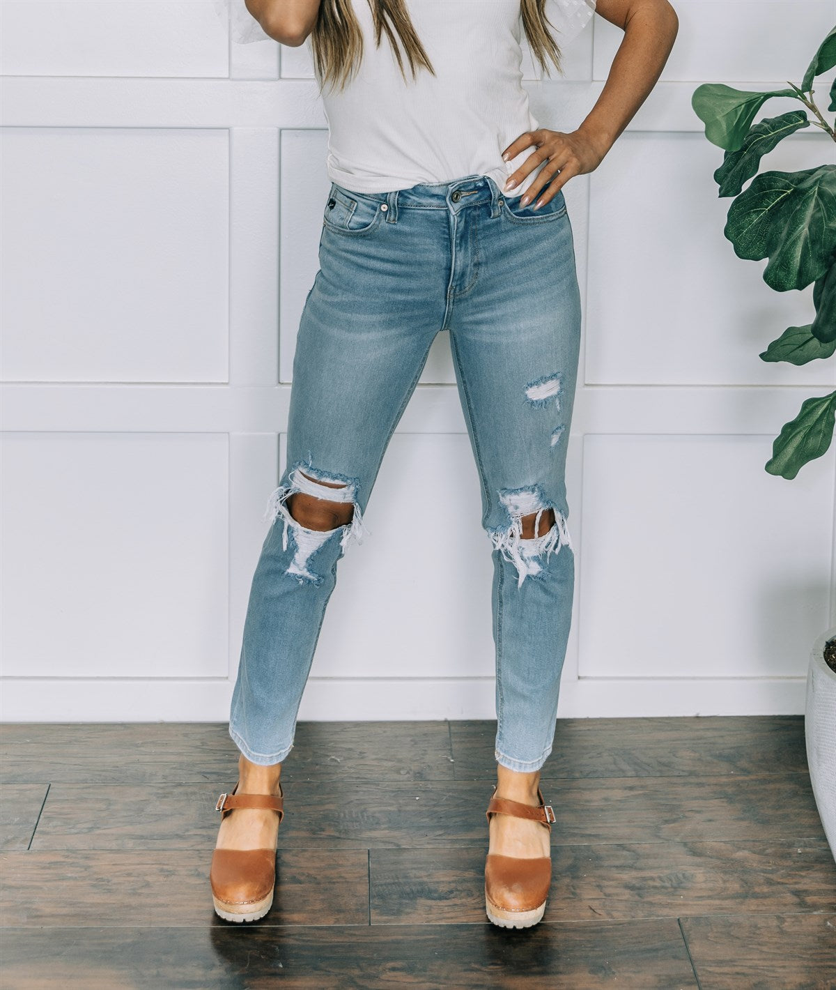 Kancan High-Rise Slim Straight Denim