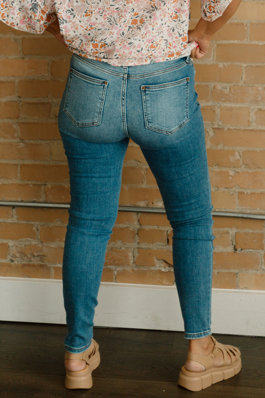 Judy Blue Mid-Rise Vintage Skinny