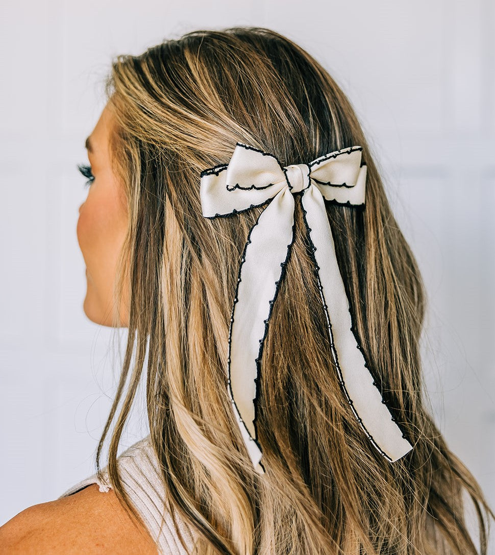 Lucy Cream Bow