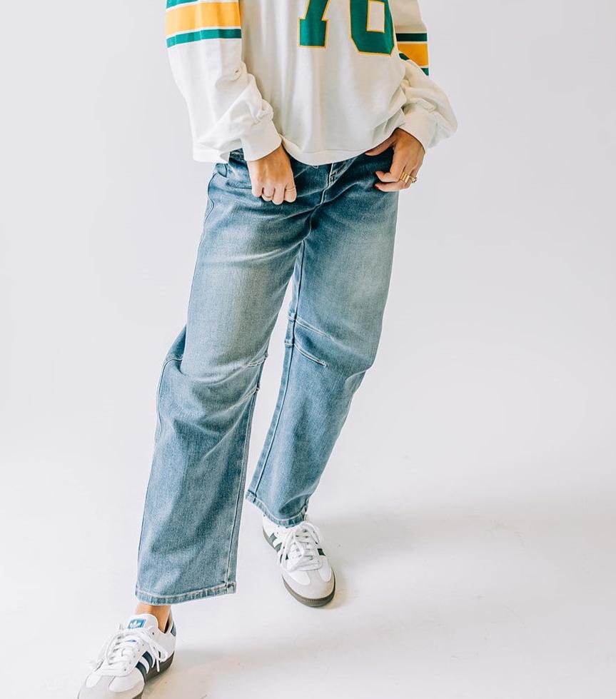 MICA Stretchy Barrel Jeans
